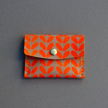 Load image into Gallery viewer, MEDIUM KNIT POUCH