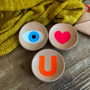 "I LOVE YOU" LEATHER BOWL SET